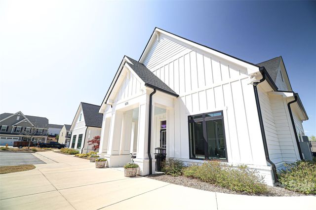 5007 Twin River Drive, Denver, NC 28037