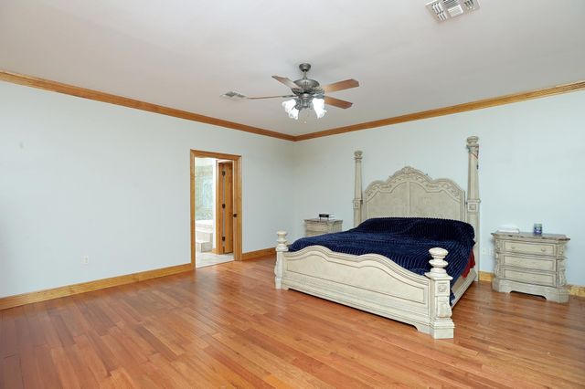 4628 North Bayou Black Drive, Gibson, LA 70356