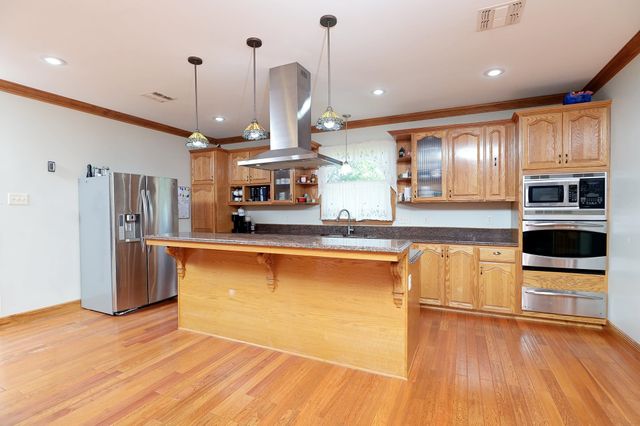 4628 North Bayou Black Drive, Gibson, LA 70356