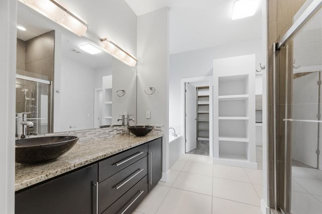 1418 S Alden St, Wichita, KS 67230