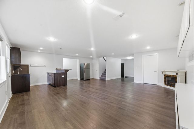 1418 S Alden St, Wichita, KS 67230