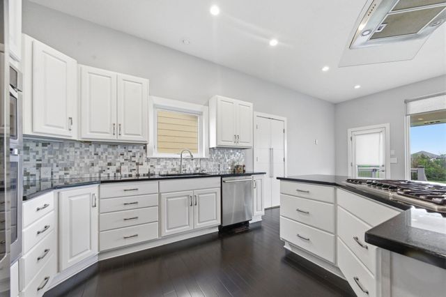 1418 S Alden St, Wichita, KS 67230