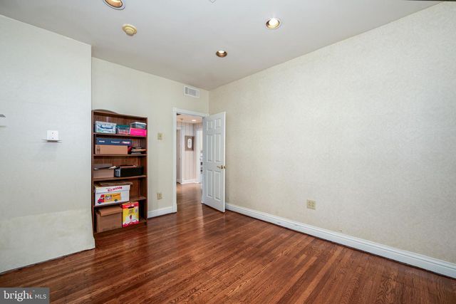 103 WHITE HORSE PIKE, Haddon Heights, NJ 08035