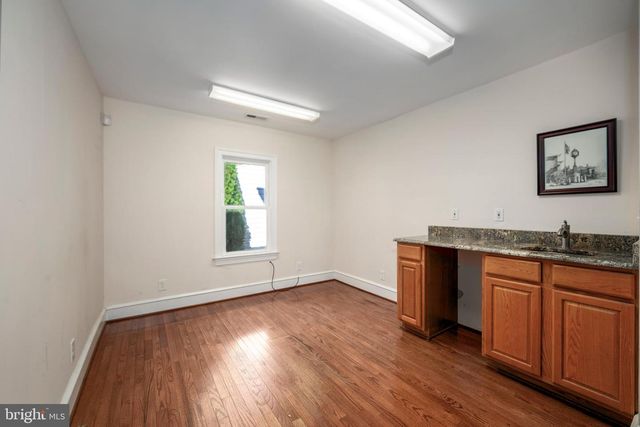 103 WHITE HORSE PIKE, Haddon Heights, NJ 08035