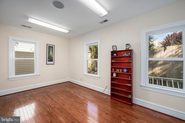 103 WHITE HORSE PIKE, Haddon Heights, NJ 08035