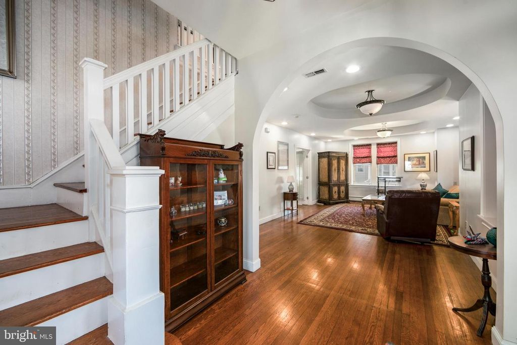103 WHITE HORSE PIKE, Haddon Heights, NJ 08035