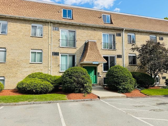 182 Swanson Rd 324, Boxborough, MA 01719