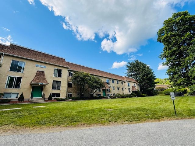182 Swanson Rd 324, Boxborough, MA 01719