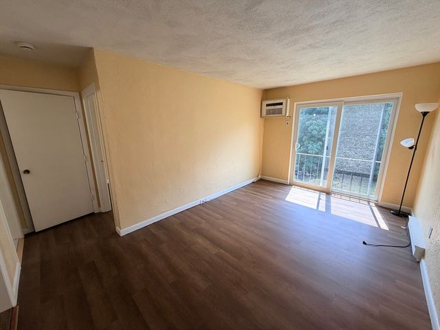 182 Swanson Rd 324, Boxborough, MA 01719