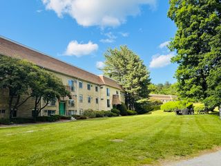 182 Swanson Rd 324, Boxborough, MA 01719
