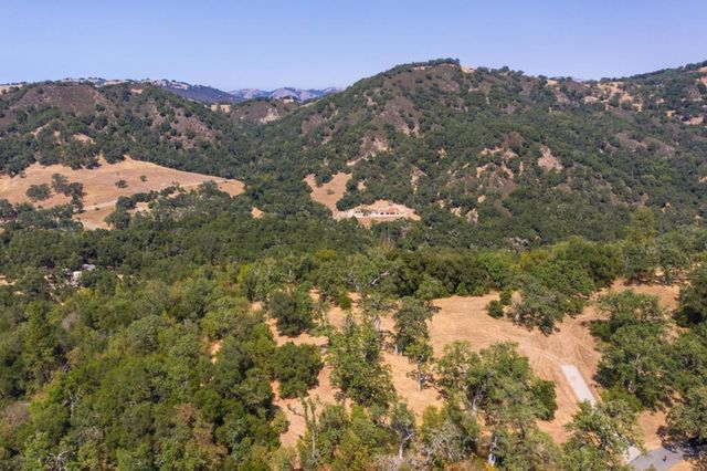 39 Arroyo Sequoia, Carmel Valley, CA 93923