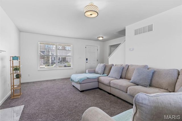 4029 Mitchford Drive, St Louis, MO 63125