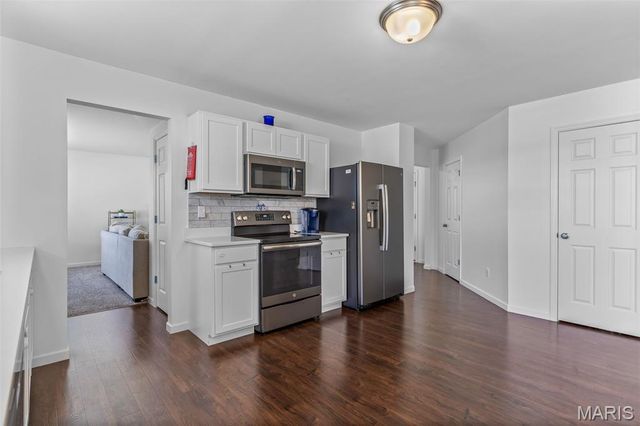 4029 Mitchford Drive, St Louis, MO 63125