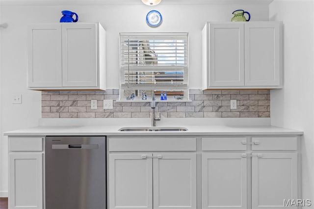 4029 Mitchford Drive, St Louis, MO 63125