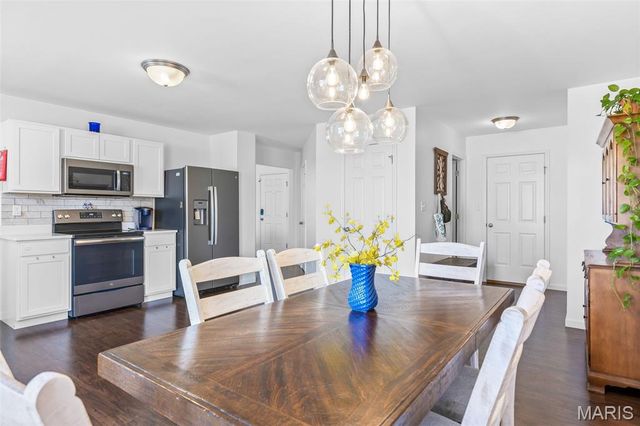 4029 Mitchford Drive, St Louis, MO 63125