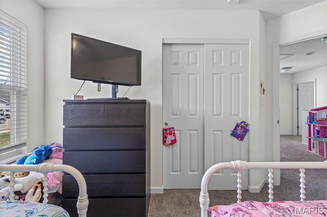 4029 Mitchford Drive, St Louis, MO 63125