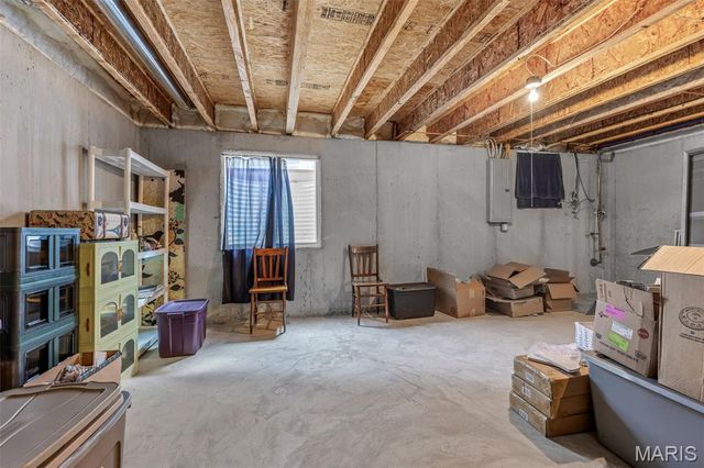 4029 Mitchford Drive, St Louis, MO 63125