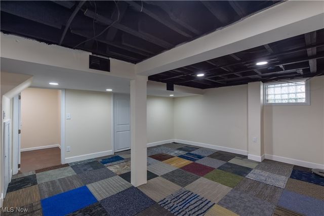 9800 Parmelee Avenue, Cleveland, OH 44108