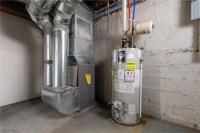 9800 Parmelee Avenue, Cleveland, OH 44108