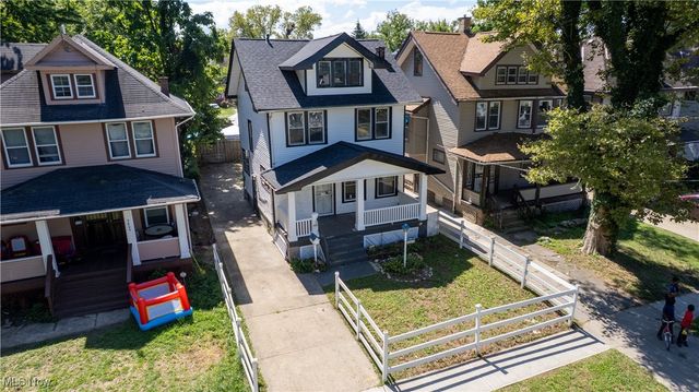 9800 Parmelee Avenue, Cleveland, OH 44108