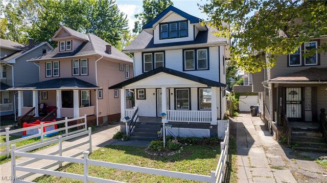 9800 Parmelee Avenue, Cleveland, OH 44108