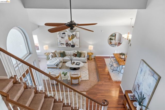 2137 Pheasant Dr, Hercules, CA 94547