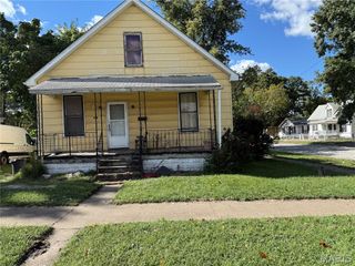 2235 Dewey Avenue, Granite City, IL 62040