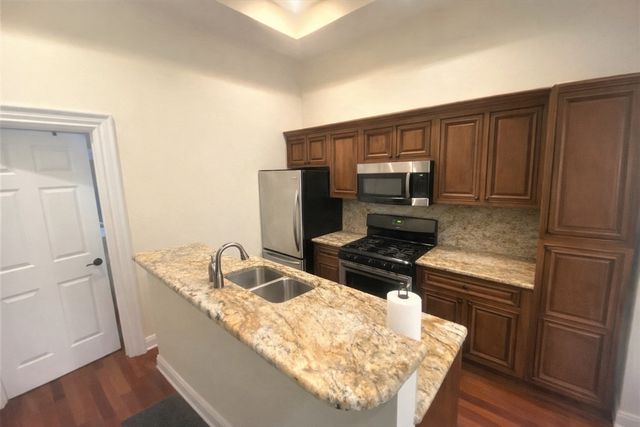 21 Worthington 2, Boston, MA 02120