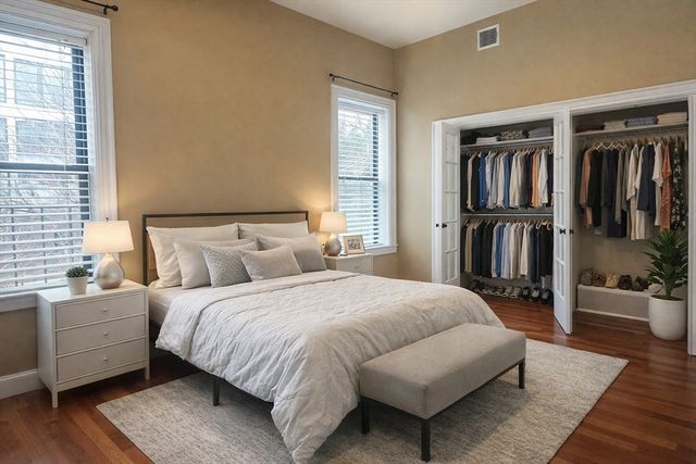 21 Worthington 2, Boston, MA 02120