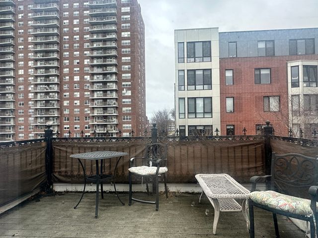 21 Worthington 2, Boston, MA 02120