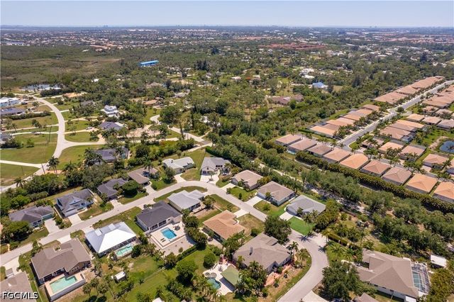 7930 Sandel Wood CIR W, Fort Myers, FL 33908