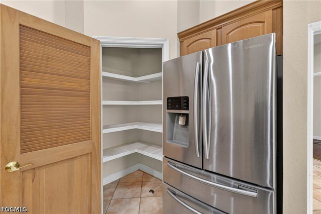 7930 Sandel Wood CIR W, Fort Myers, FL 33908