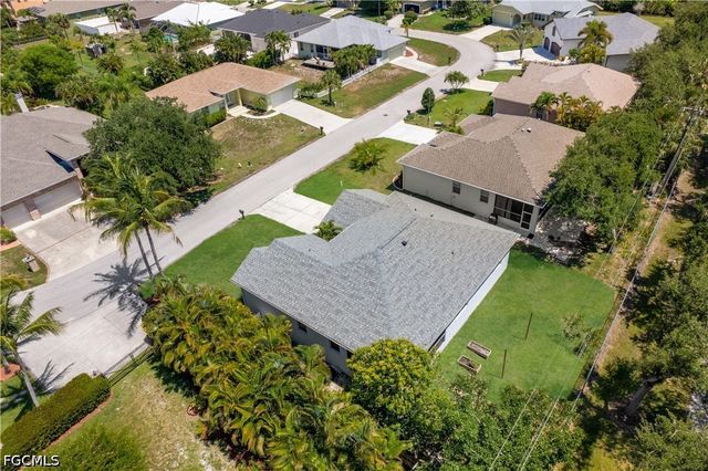 7930 Sandel Wood CIR W, Fort Myers, FL 33908