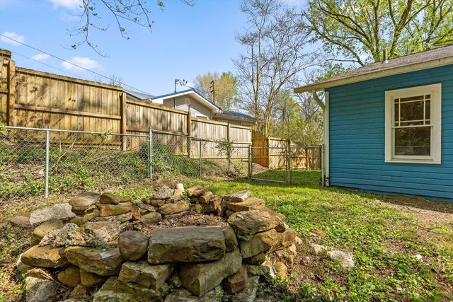 112 Hedgewood Drive, Chattanooga, TN 37405