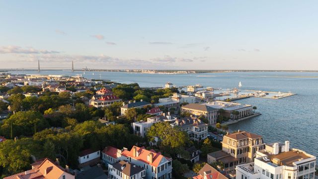 2 Water Street, Charleston, SC 29401