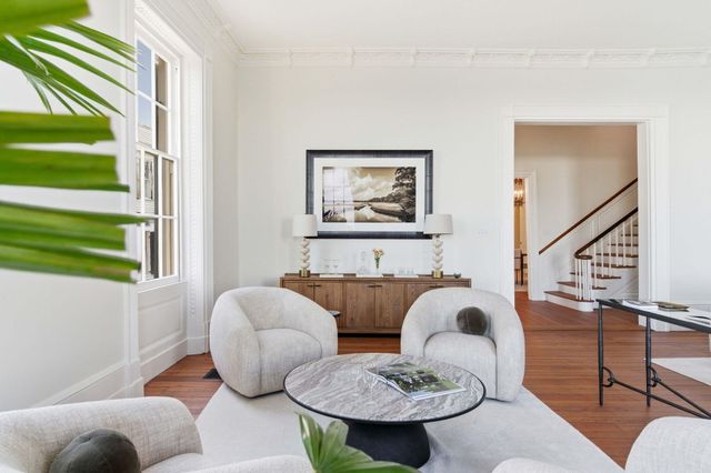 2 Water Street, Charleston, SC 29401