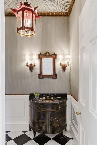 2 Water Street, Charleston, SC 29401
