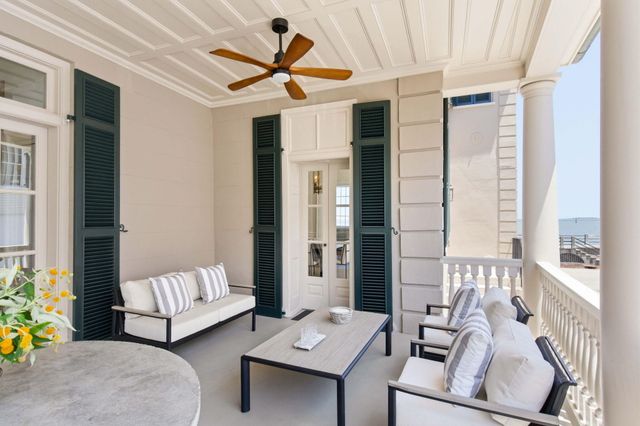 2 Water Street, Charleston, SC 29401