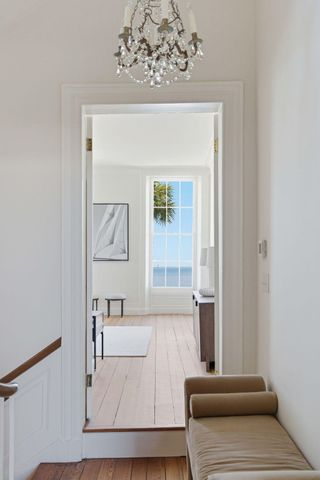 2 Water Street, Charleston, SC 29401