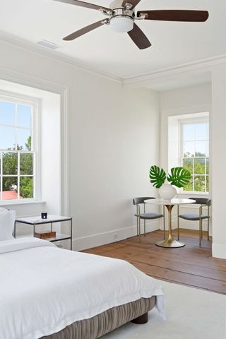 2 Water Street, Charleston, SC 29401