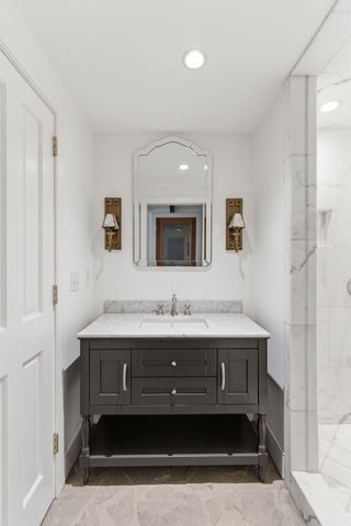 2 Water Street, Charleston, SC 29401
