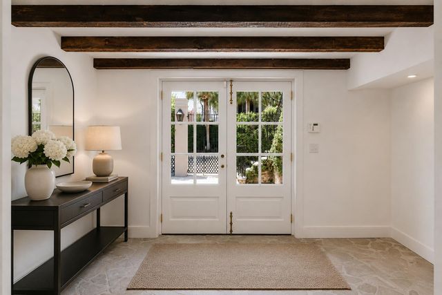 2 Water Street, Charleston, SC 29401