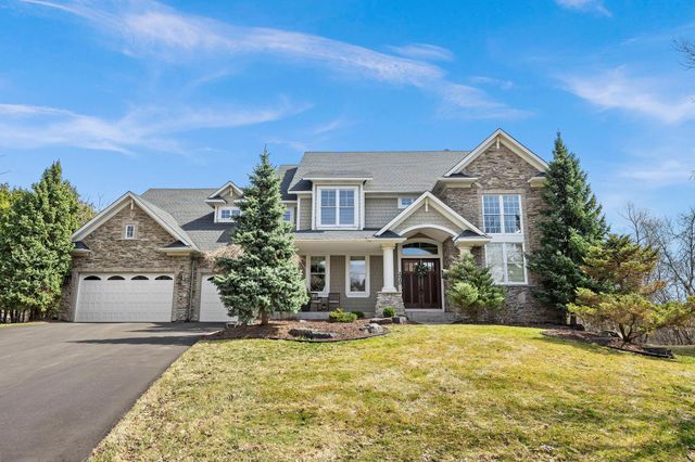 2020 Edgewood Court, Chanhassen, MN 55317