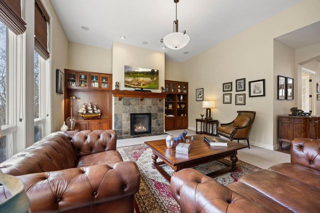 2020 Edgewood Court, Chanhassen, MN 55317