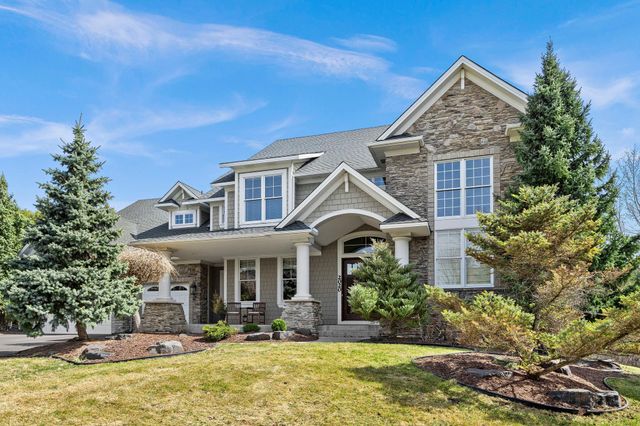 2020 Edgewood Court, Chanhassen, MN 55317