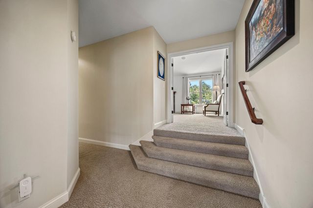 2020 Edgewood Court, Chanhassen, MN 55317