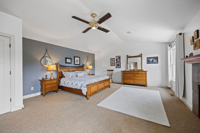 2020 Edgewood Court, Chanhassen, MN 55317