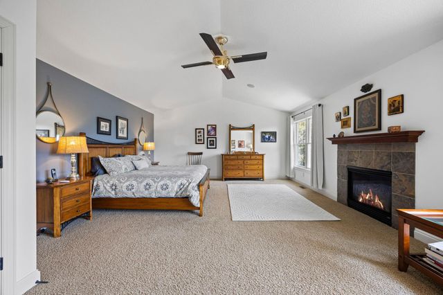 2020 Edgewood Court, Chanhassen, MN 55317