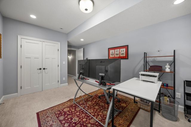 2020 Edgewood Court, Chanhassen, MN 55317