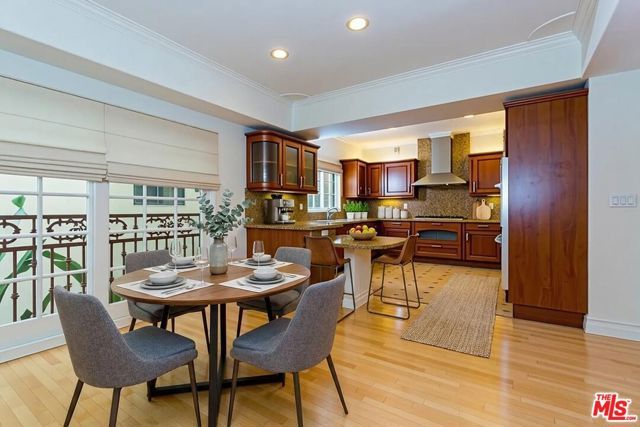 11807 DOROTHY Street 3, Los Angeles, CA 90049